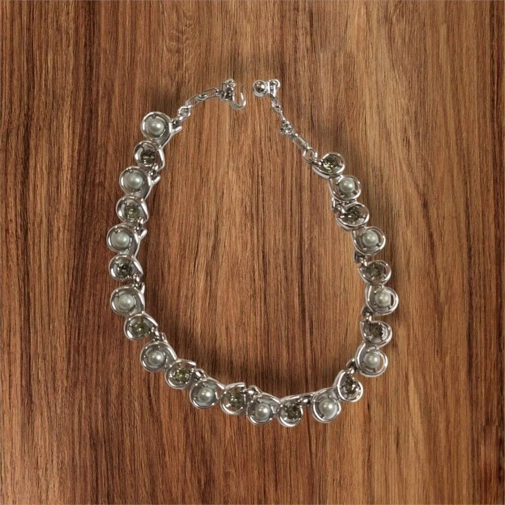 Trifari vintage necklace